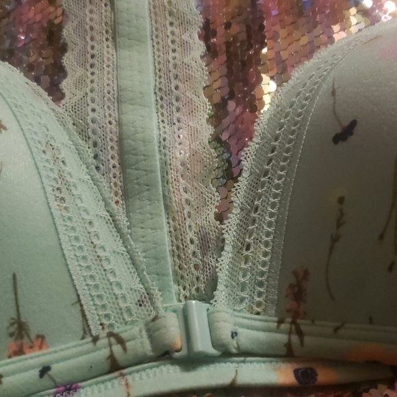 Floral print racerback bra - Picture 2 of 6